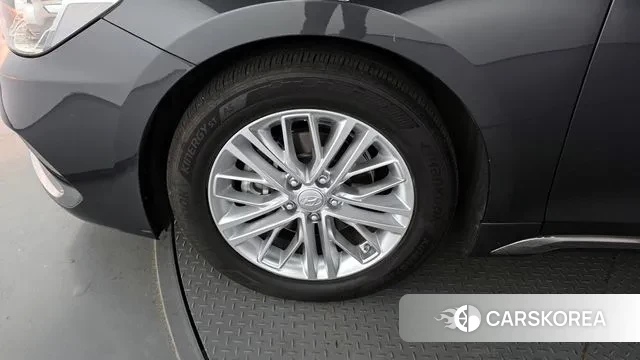 Hyundai Grandeur IG id 3076501 из Кореи 15