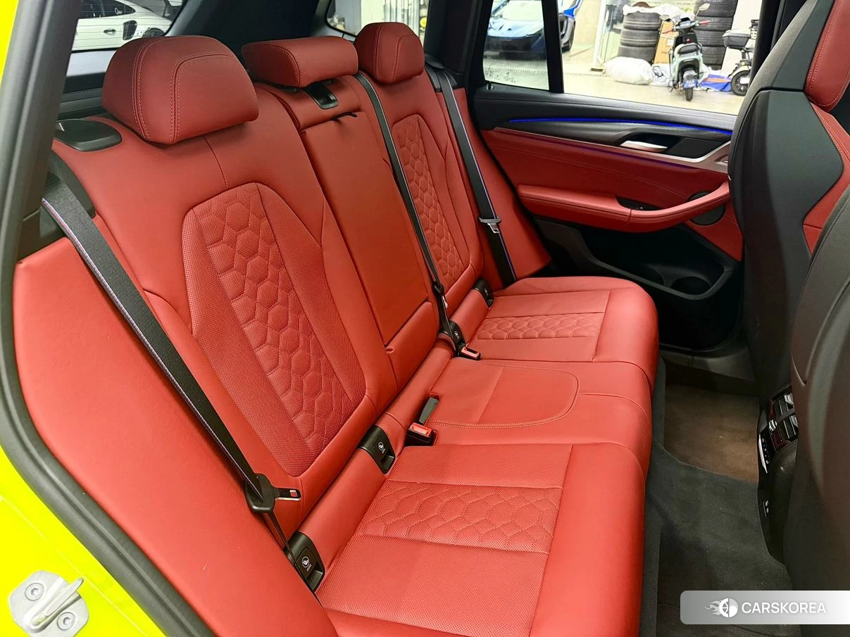 BMW X3 M id 4473417 из Китая 27