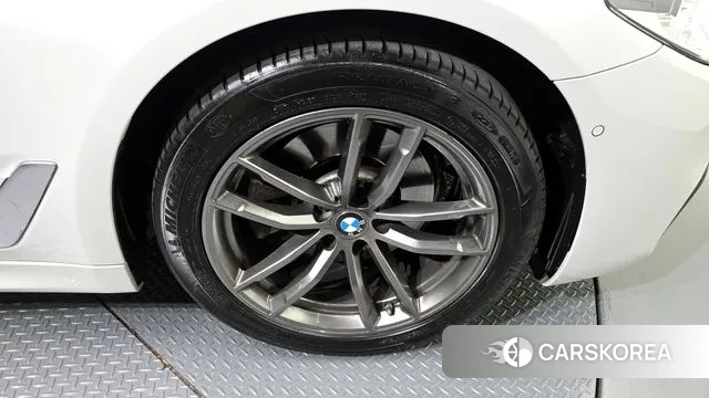 BMW 5 Series (G30) id 3433988 из Кореи 15