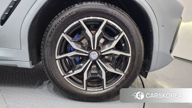 BMW X4 (G02) id 3721393 из Кореи 15