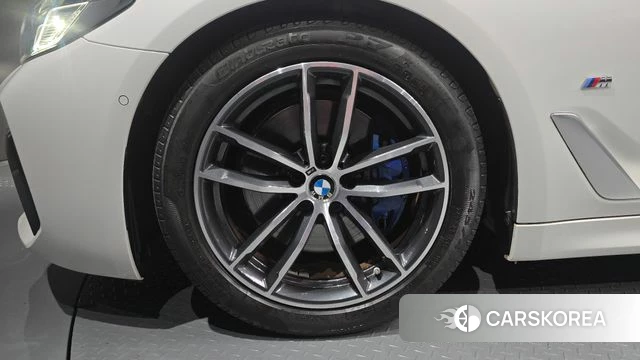 BMW 5 Series (G30) id 4422993 из Кореи 28
