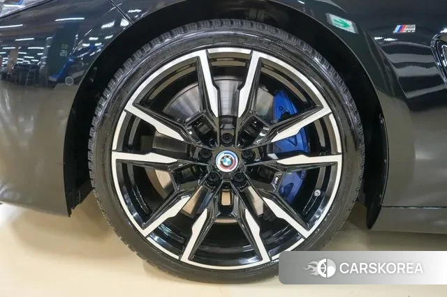 BMW 8 Series (G15) id 2930391 из Кореи 15