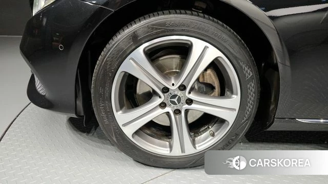 Mercedes-Benz E-Class W213 id 4331580 из Кореи 25