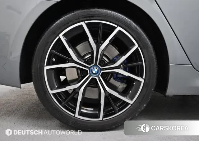 BMW 5 Series (G30) id 3472615 из Кореи 15