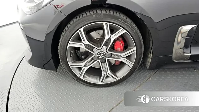 Kia Stinger id 3284571 из Кореи 15