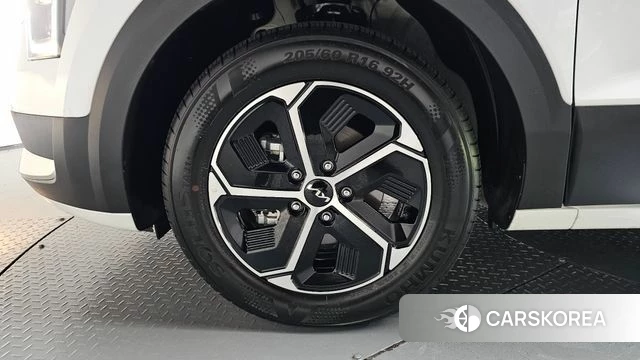 Kia Di Ol Nu Niro id 4719635 из Кореи 26