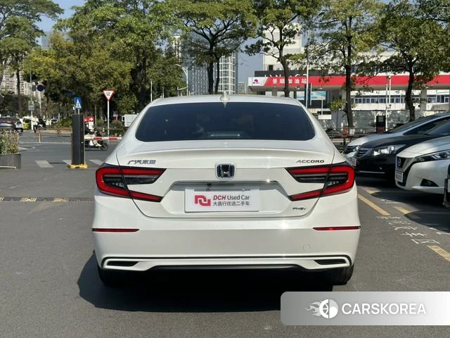 Honda Accord id 4297942 из Китая 14