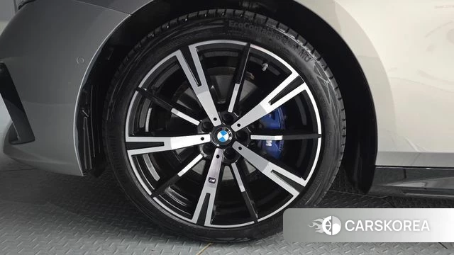 BMW 5 Series (G60) id 4194023 из Кореи 34