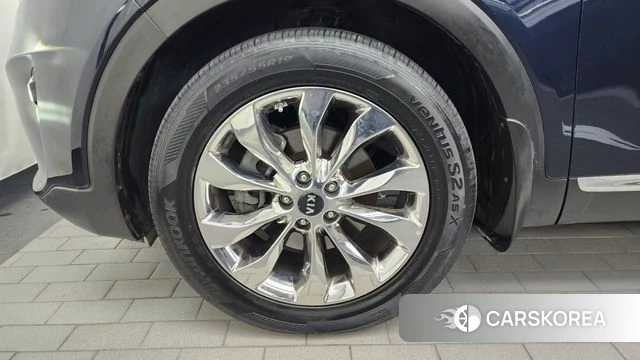 Kia The New Sorento id 4587437 из Кореи 27