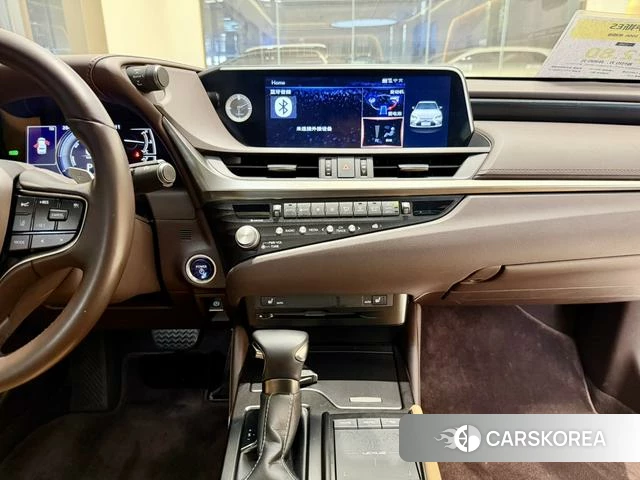 Lexus ES id 4260152 из Китая 14