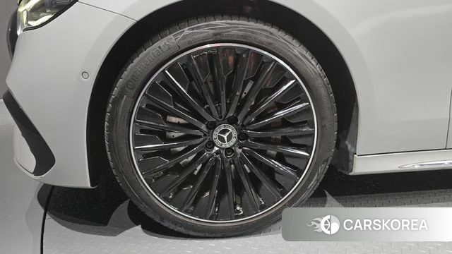 Mercedes-Benz E-Class W214 id 4560542 из Кореи 31