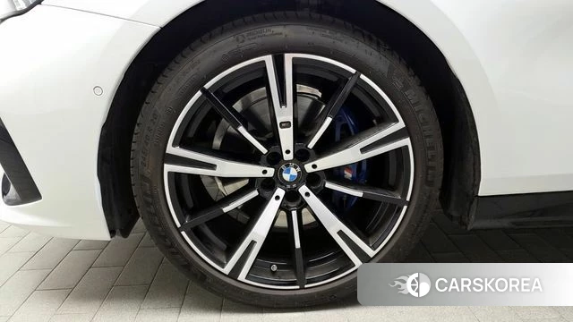 BMW 5 Series (G60) id 4266281 из Кореи 15