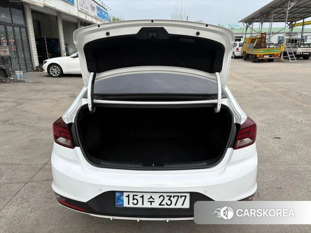 Hyundai The New Avante AD id 3942636 из Кореи 15