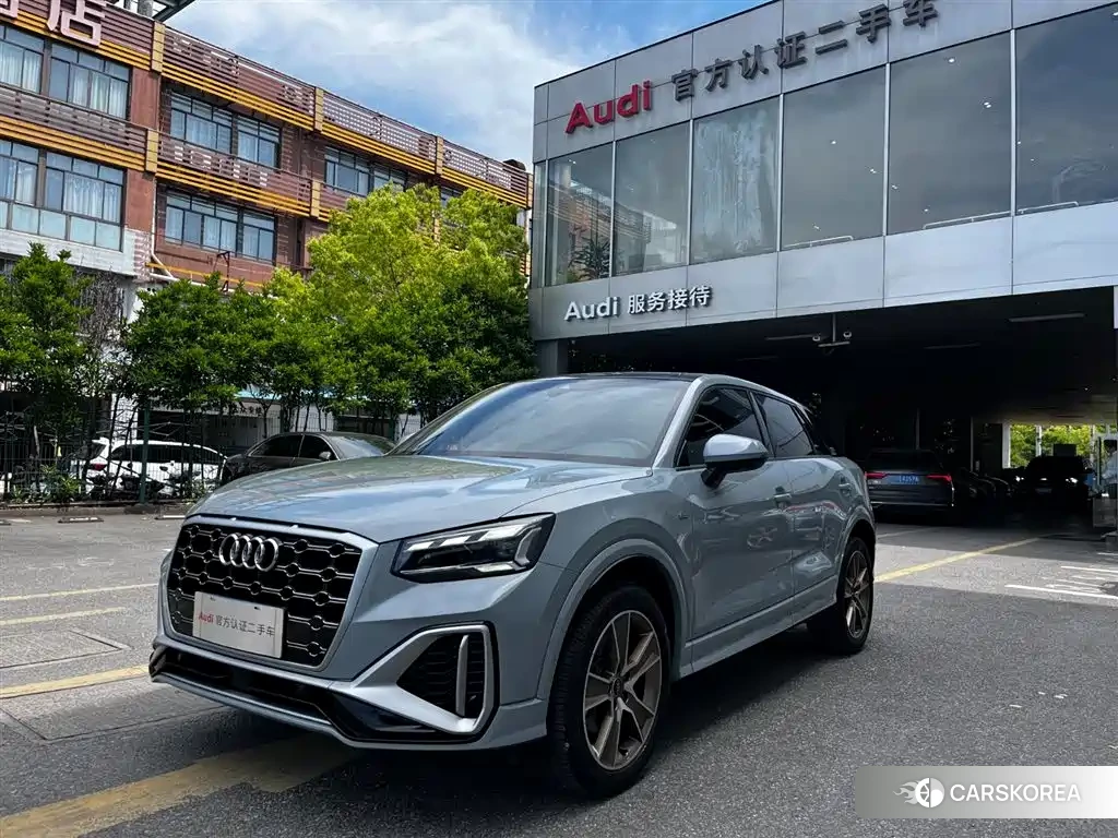 Audi Q2L id 4583623 из Китая 17
