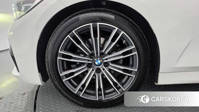 BMW 3 Series (G20) id 4779697 из Кореи 28