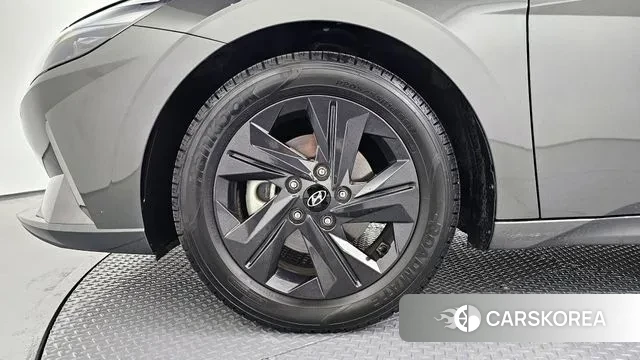 Hyundai Avante (CN7) id 3556650 из Кореи 15