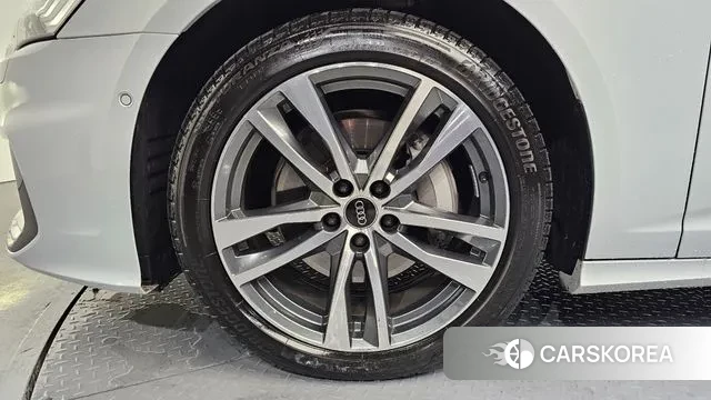 Audi A6 (C8) id 3596447 из Кореи 15