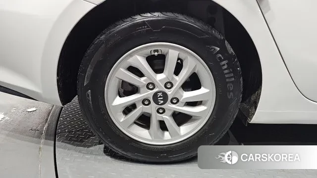 Kia Come New K3 id 3499949 из Кореи 15