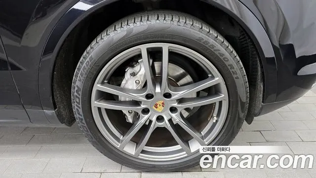 Porsche Cayenne (PO536) id 2679109 из Кореи 15