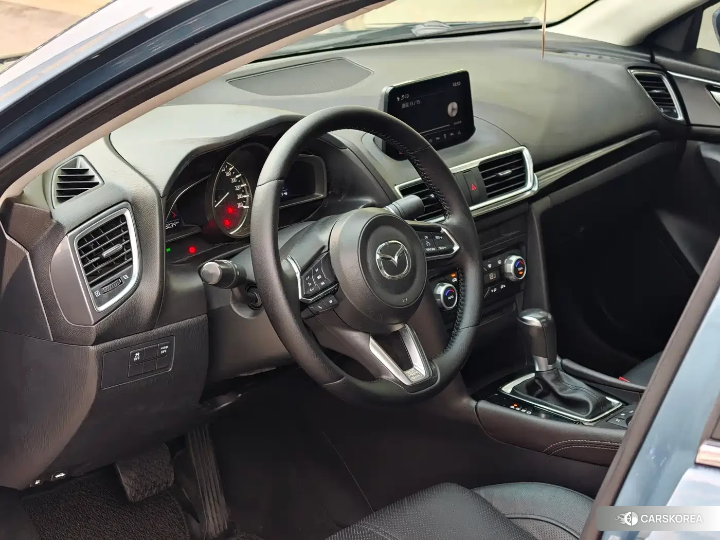 Mazda 3 id 4576712 из Китая 16