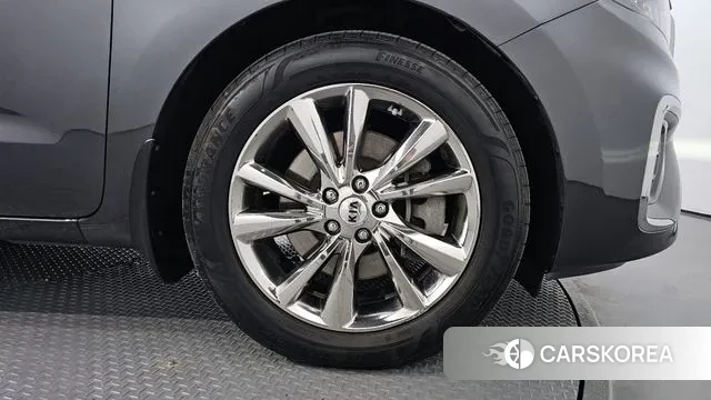 Kia The New Carnival id 2971139 из Кореи 15