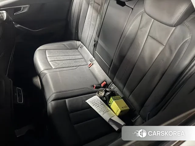 Audi A4 (B9) 2018 Белый из Кореи, фото 5