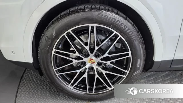 Porsche Cayenne (PO536) id 3437113 из Кореи 15