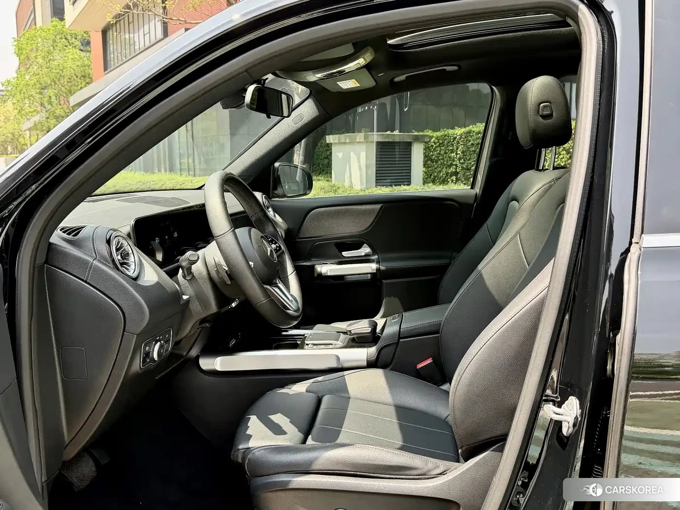 Mercedes-Benz GLB id 4628998 из Китая 25