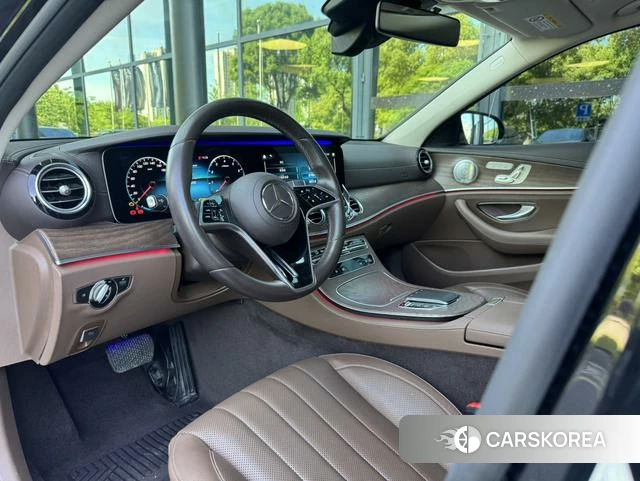 Mercedes-Benz E-class id 4300744 из Китая 18
