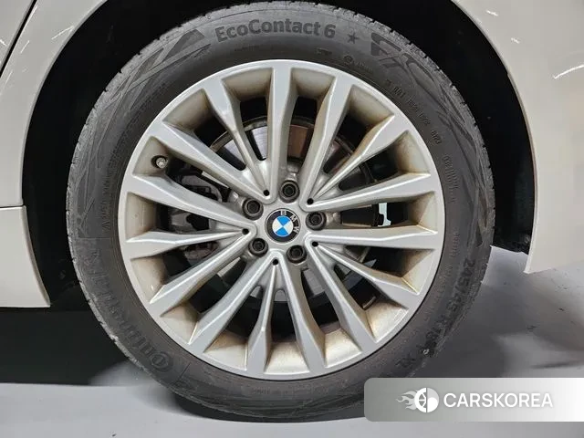 BMW 5 Series (G30) id 3058129 из Кореи 12