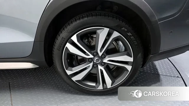 Volvo V60 Cross-Country 2nd Generation id 3753601 из Кореи 15