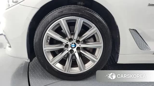 BMW 5 Series (G30) id 3449551 из Кореи 15