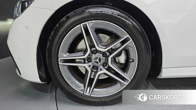 Mercedes-Benz E-Class W213 id 4739828 из Кореи 15