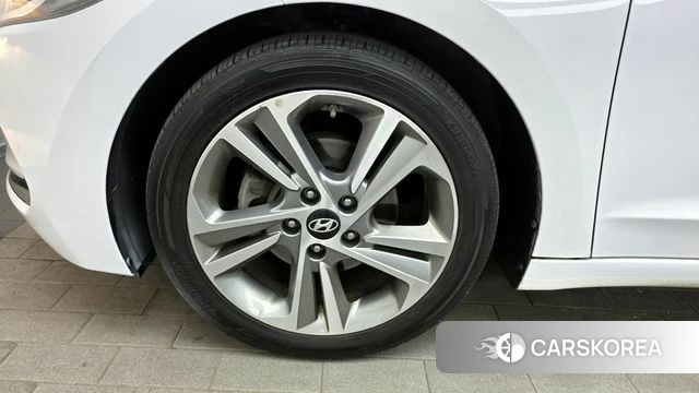 Hyundai Avante AD id 4311017 из Кореи 15