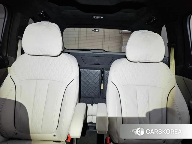 BMW X7 (G07) 2023 Черный из Кореи, фото 5