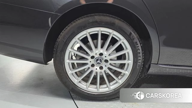 Mercedes-Benz E-Class W213 id 4470051 из Кореи 27