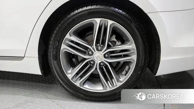 Hyundai Grandeur IG id 3198522 из Кореи 15