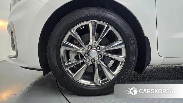 Kia The New Carnival id 4543338 из Кореи 15
