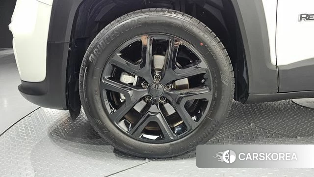Jeep Renegade id 4592038 из Кореи 27
