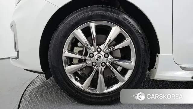 Kia The New Carnival id 3428678 из Кореи 15