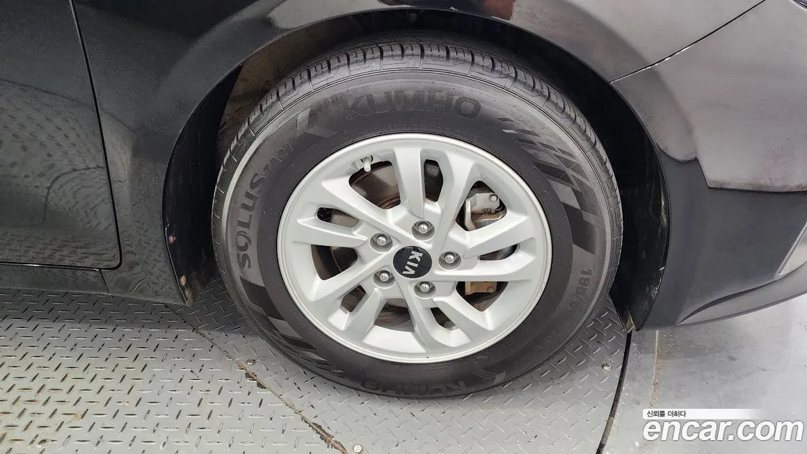 Kia Come New K3 id 2071906 из Кореи 15