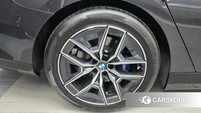 BMW 5 Series (G60) id 4767248 из Кореи 15