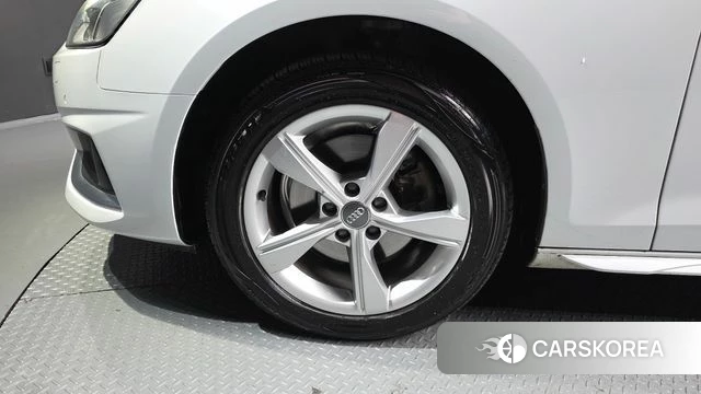 Audi A4 (B9) id 4303699 из Кореи 25