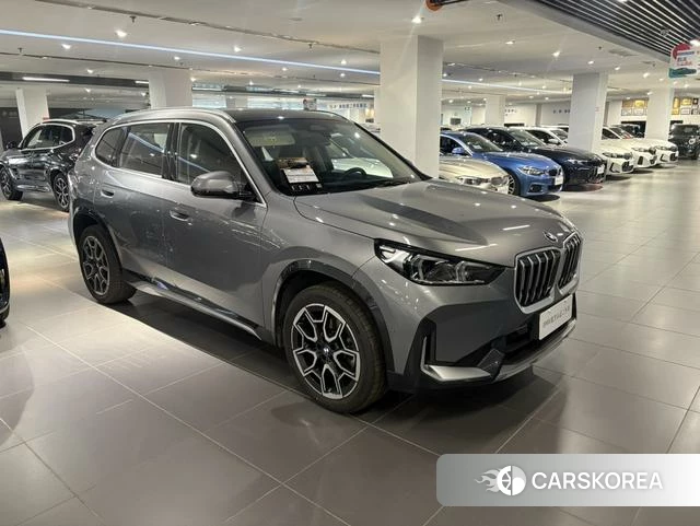 BMW X1 2025 Серебристо-серый из Китая, фото 5