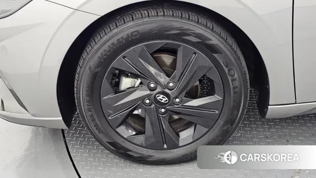 Hyundai Avante Hybrid (CN7) id 3281110 из Кореи 15