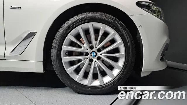 BMW 5 Series (G30) id 2917646 из Кореи 15