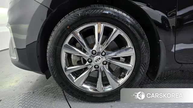 Kia The New Carnival id 3651735 из Кореи 15