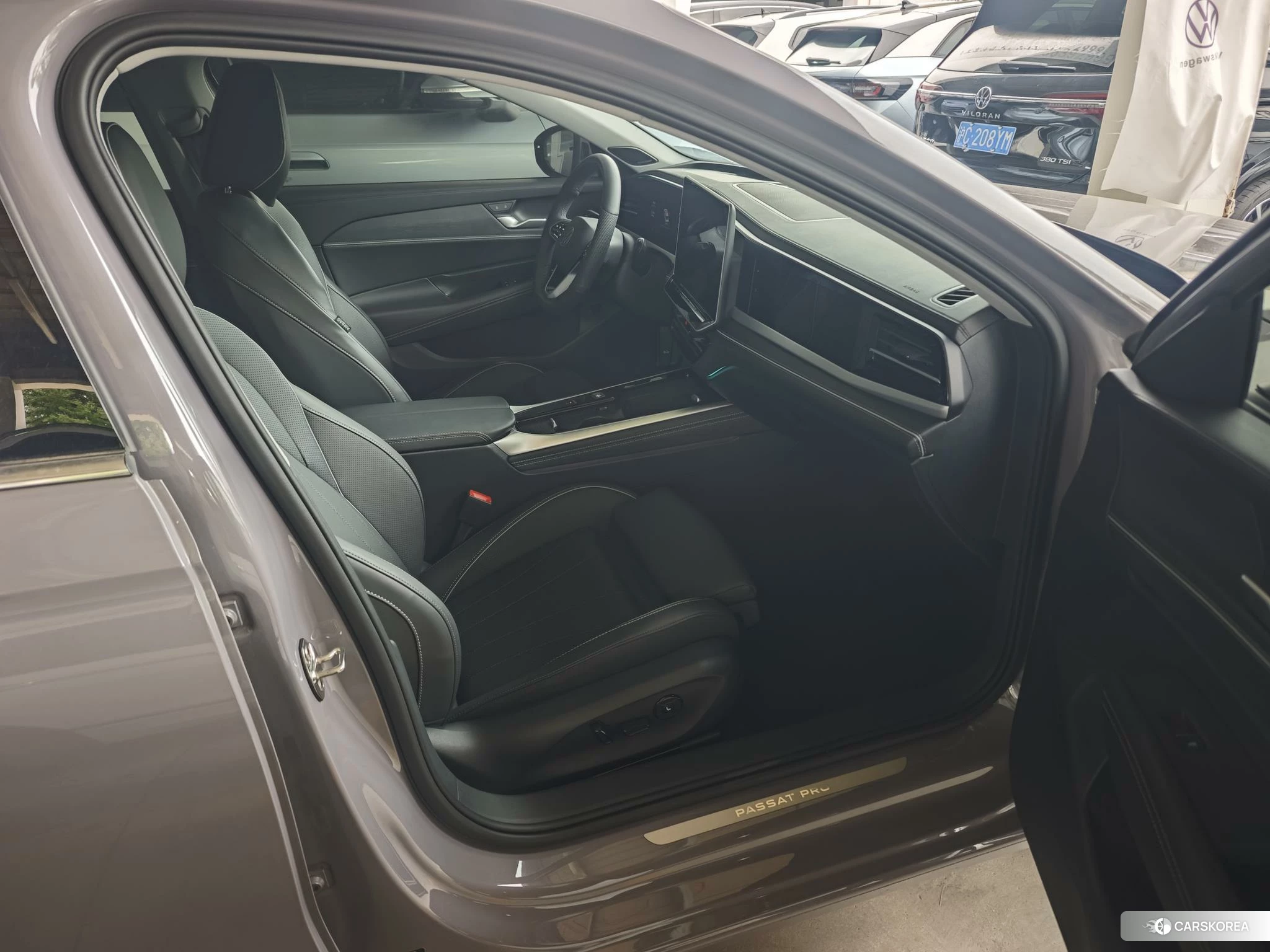Volkswagen Passat 2024 Фиолетовый из Китая, фото 5