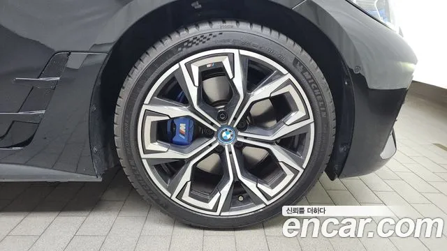 BMW i4 id 2737241 из Кореи 15