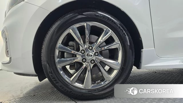 Kia The New Carnival id 3937087 из Кореи 15